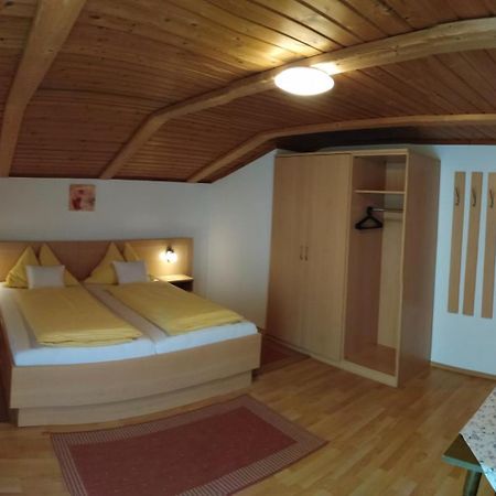 Ferienhaus Regina 웨르펜웽 객실 사진